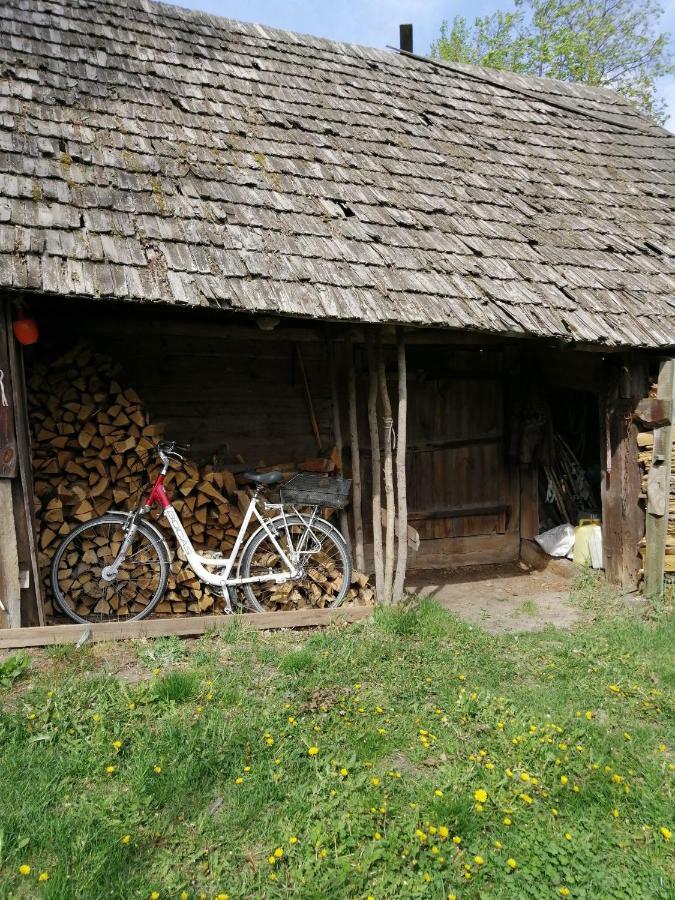 Hotel Usadba Kupalinka Ostrovo Exteriér fotografie